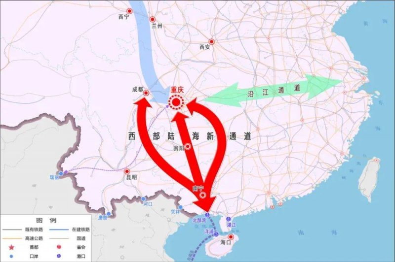 泉州交警发布出行警示：拒绝“马路狂欢” 无证“驶”不得